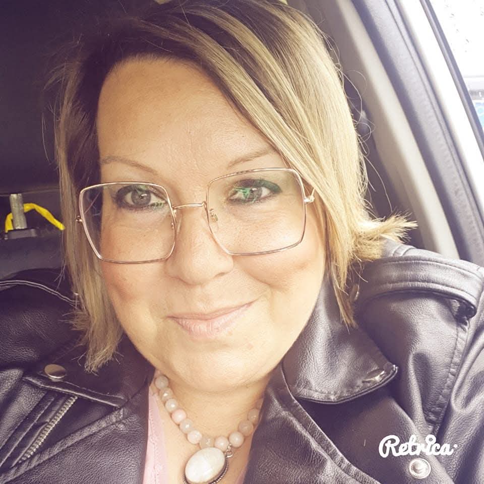 Laura Dallatana a Connessioni Angeliche – Dialoghi con gli Angeli